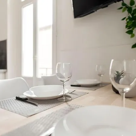 Arbore Et Climatise Apartment *